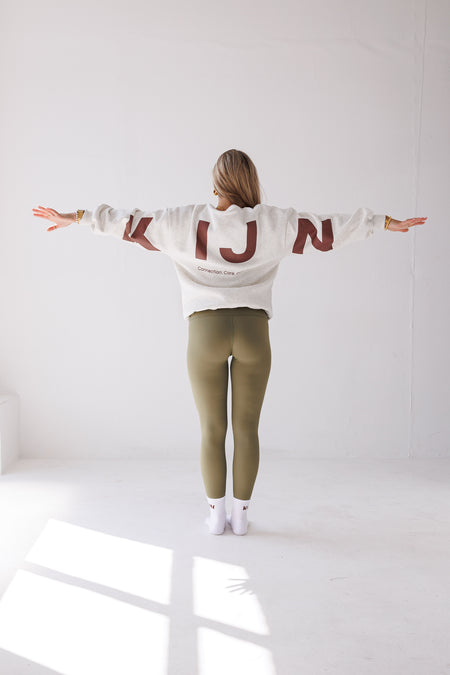 Minimalist grey sweatshirt in breathable soft fabric, KIJN activewear