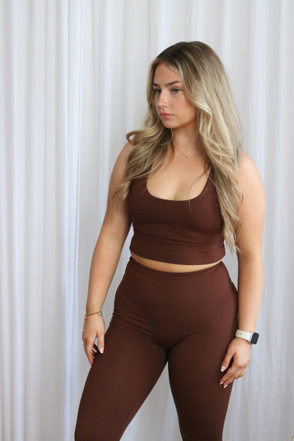 SCULPTFIT™ LONGLINE BRA TOP | HOT CHOCOLATE